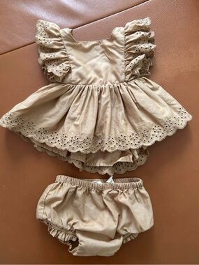Baby Gap 2 set piece